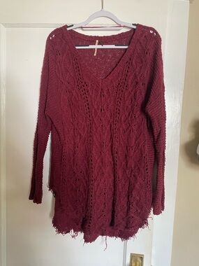 Free People Women's V-Neck Cable Knit Sweater - Burgundy